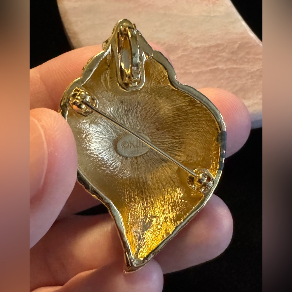 KJL Vintage Conch Shell Brooch🐚 - Picture 5 of 10